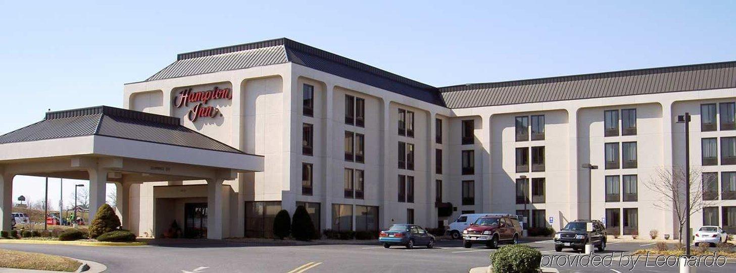 Hampton Inn Winchester-University/ Mall Exteriér fotografie